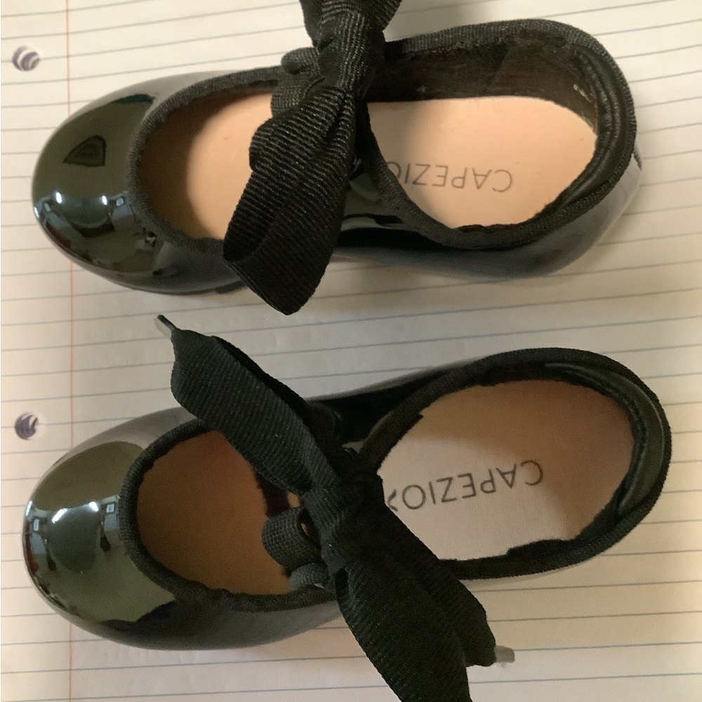Capezio girls black ribbon elastic tie closure tap dance shoes‎ size 7
